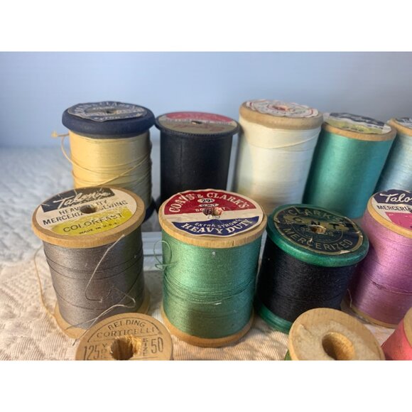Vintage Sewing thread wood Spools set of 12 #47 - Picture 5 of 10